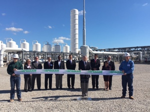 Steve Angel, Chairman and CEO of Praxair, gives remarks at the opening of the company's new hydrogen recovery unit. Photo provided by Lee Nichols.