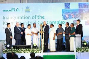 Ceremonial “Lighting of the Lamp” for Air Products’ new world-scale industrial gas complex in Kochi, India, by Dr. K.T. Jaleel, Minister for Local Self-Governments, Kerala, in the presence of Mr. P. Thilothaman, Minister for Food & Civil Supplies, Kerala; Dr. Samir J. Serhan, Air Products Executive Vice President; Mr. Richard Boocock, President, Industrial Gases–Middle East, India, Egypt and Turkey for Air Products; and other dignitaries and guests.